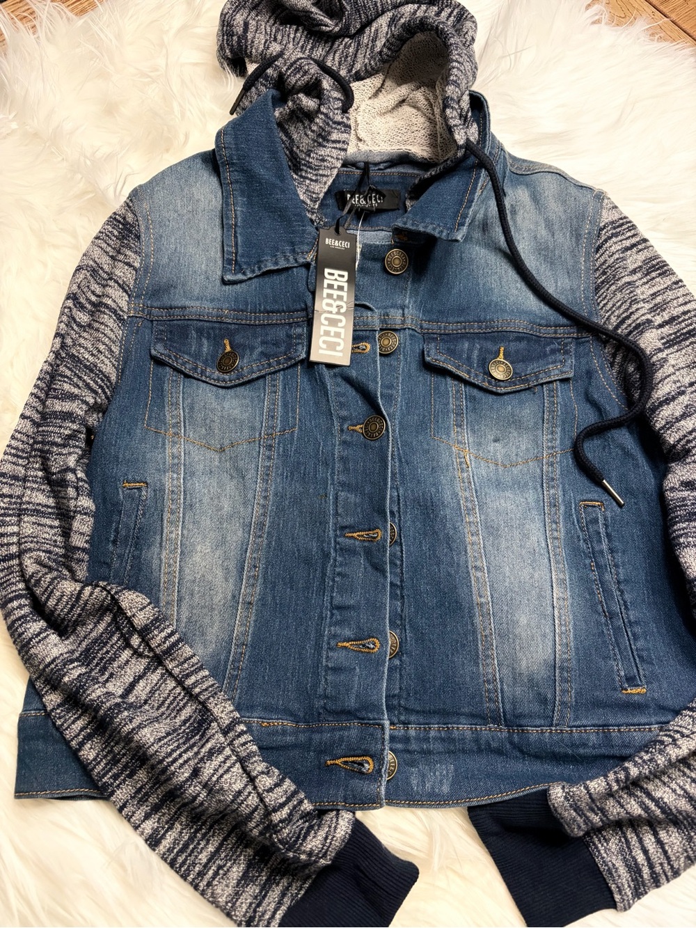 Bececcei Women's Blue Denim Hooded Jacket with Knit Sleeves -Medium NWT